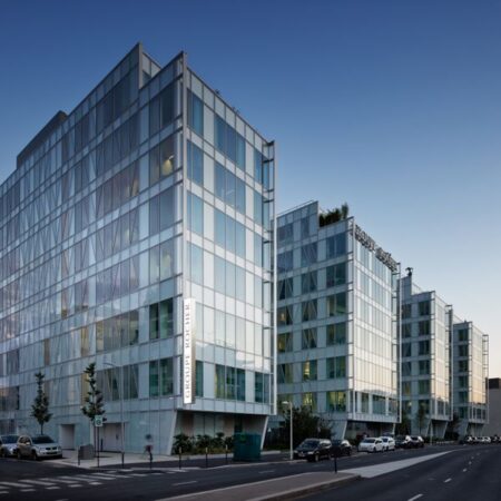 Zenora, Issy-les-Moulineaux